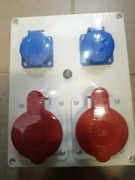 Rozvodnica R-BOX B.1661 2x32/4, 2x250V